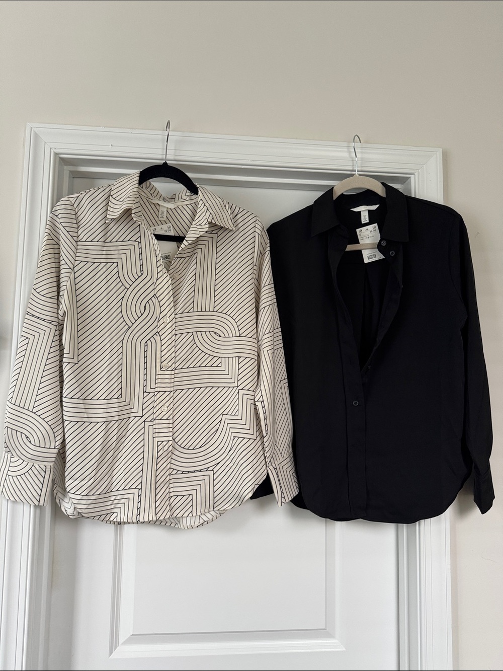 2 NWT H&M dress shirts - Cream & Black
